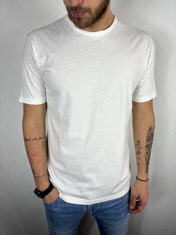 T-Shirt basic bianca collo taglio vivo