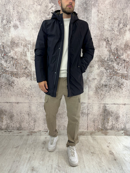 Giubbotto parka lungo col. Nero