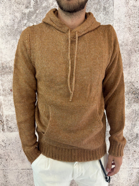 Maglione cappuccio tabacco
