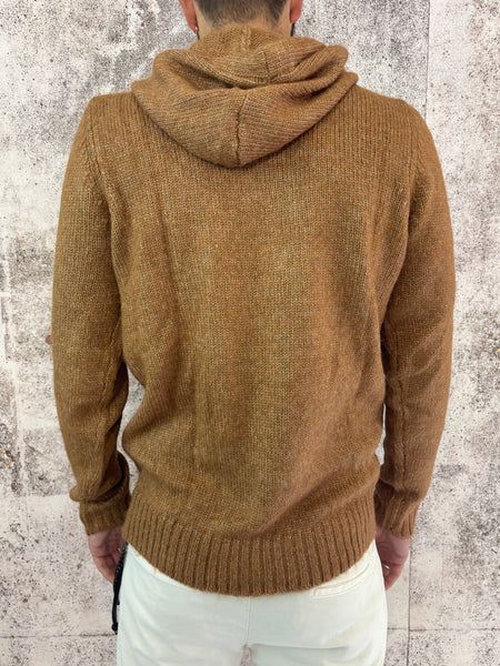 Maglione cappuccio tabacco