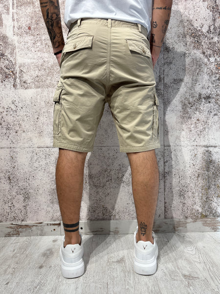 Beige cargo shorts