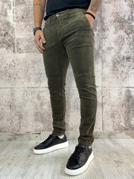 Pantalone chino velluto verde militare