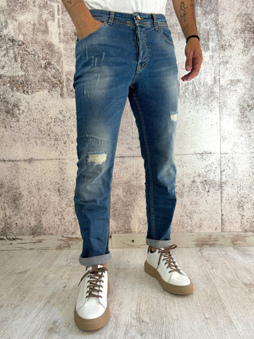 Jeans relaxed fit art. D12