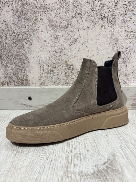 Stivaletto Beatles sport camoscio tortora