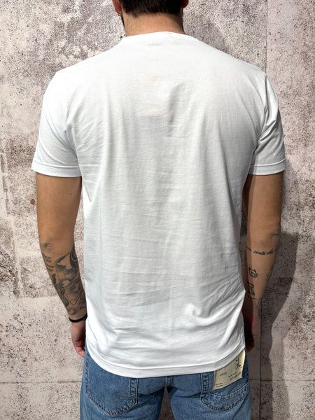 White T-shirt with embroidered text pocket