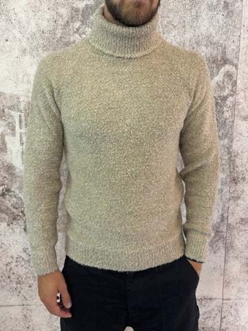 Dolcevita boucle' beige