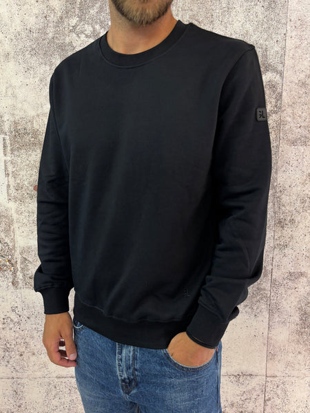 Felpa girocollo basic nera