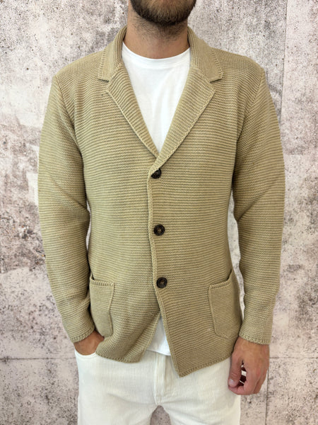 Giacca in maglia cammello
