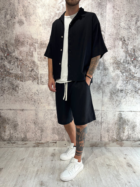 Completo camicia/bermuda nero misto lino