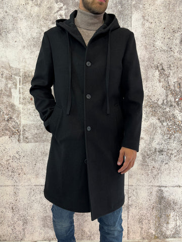 Cappotto nero modello Parka