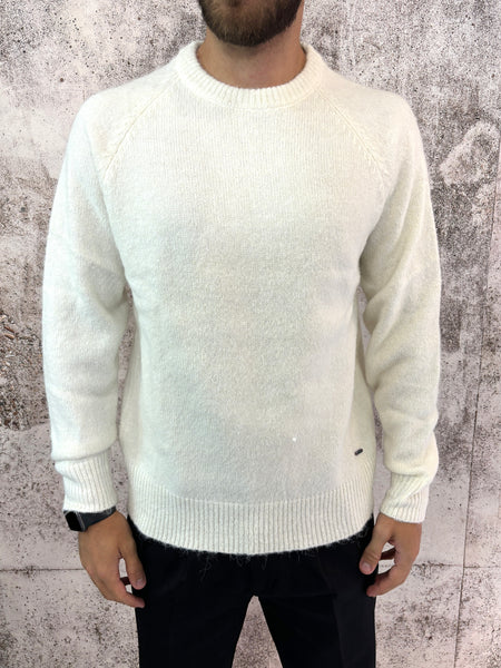 Maglione girocollo panna effetto boucle'