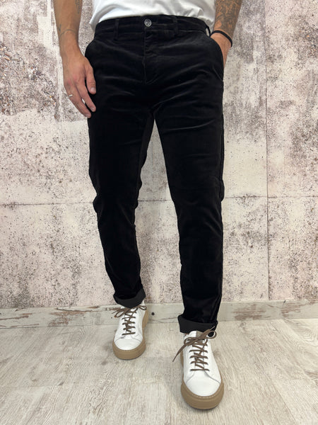 Pantalone chino velluto nero