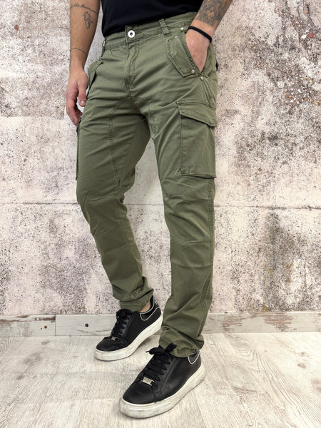 Pantalone cargo verde militare