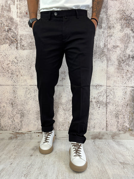 Pantalone chino nero