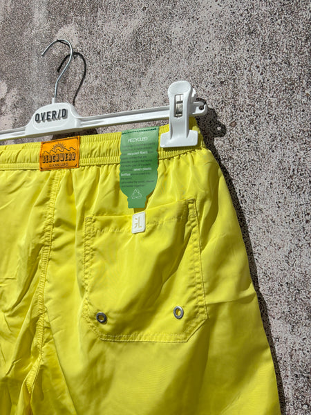 Costume giallo