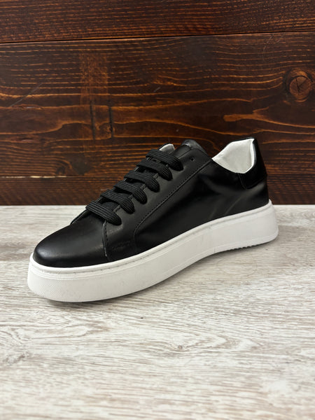 Sneakers pelle nere