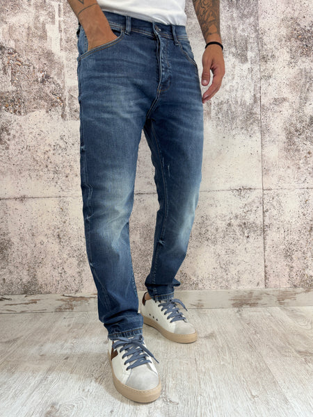 Jeans Regular fit art. D03