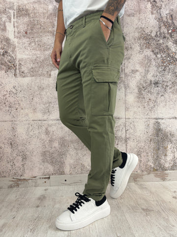Pantalone cargo verde militare