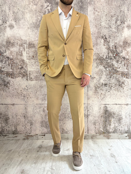 Abito Classic cammello