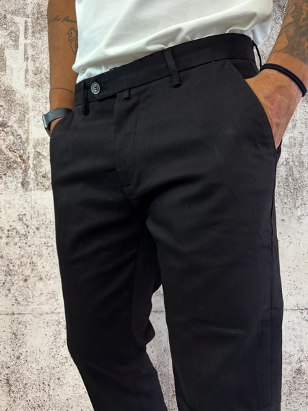 Pantalone chino nero