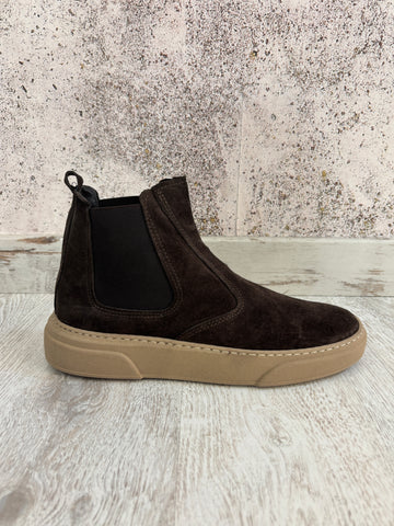 Stivaletto camoscio marrone