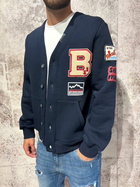 Cardigan in felpa blu con patch