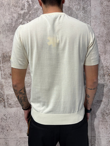 T-Shirt in maglia panna con ricamo