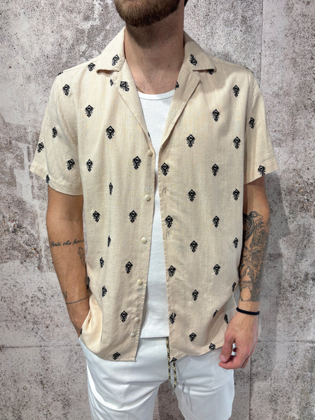 Camicia m/m beige ricamo nero
