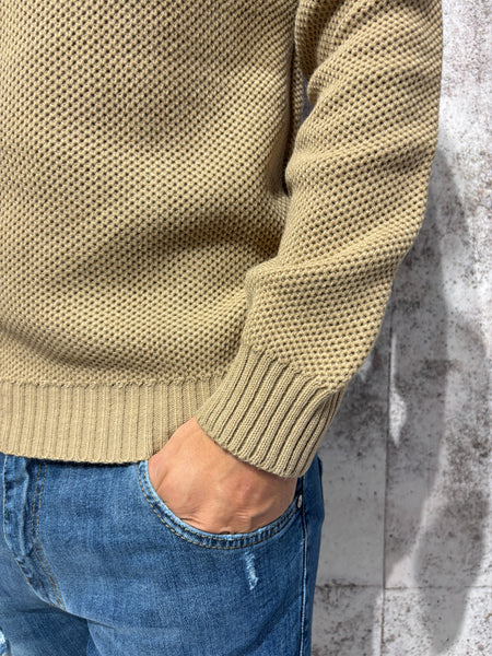 Maglione girocollo cammello taschino/patch
