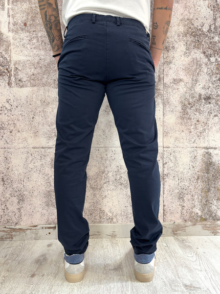 Pantalone chino blu art. Tahoma