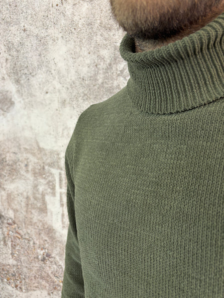 Dolcevita ciniglia verde militare