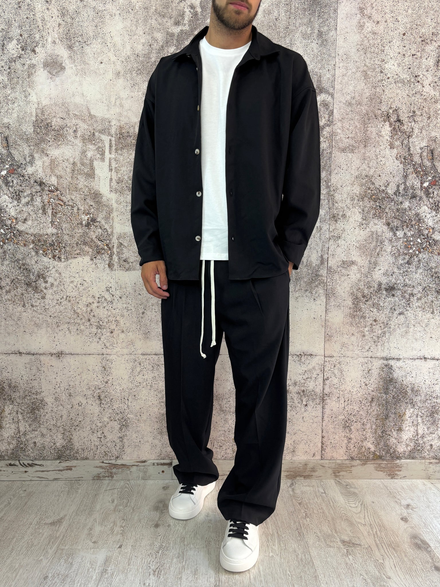 Completo nero camicia/pantalone