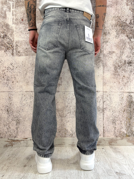Jeans Straight Fit grigio chiaro