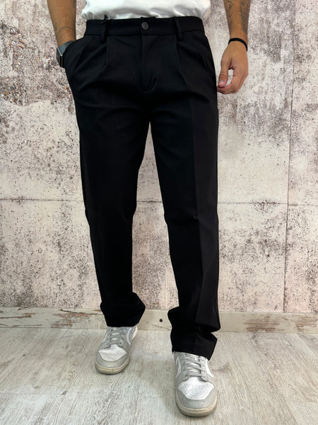 Pantalone palazzo nero con pinces