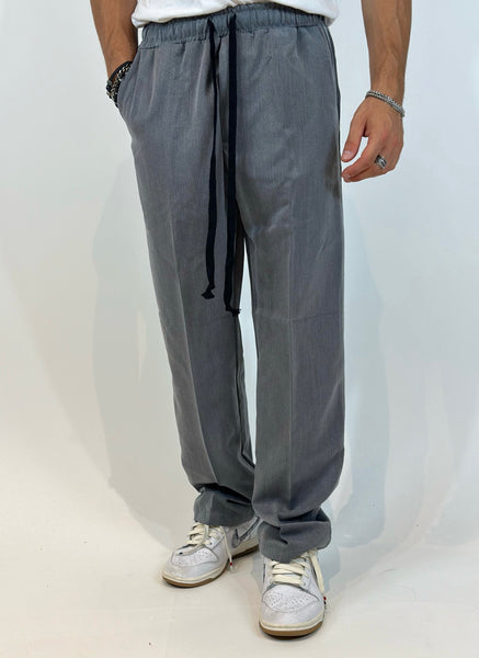 Pantalaccio grigio fondo ampio