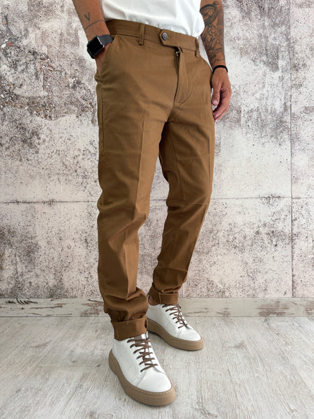 Pantalone chino tabacco