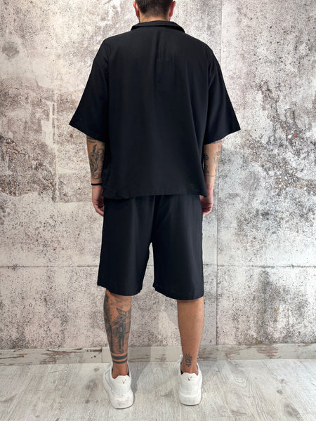 Completo camicia/bermuda nero misto lino