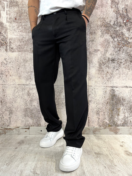 Pantalone palazzo nero con pinces