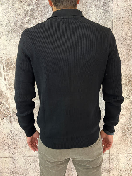 Maglione nero mezza zip