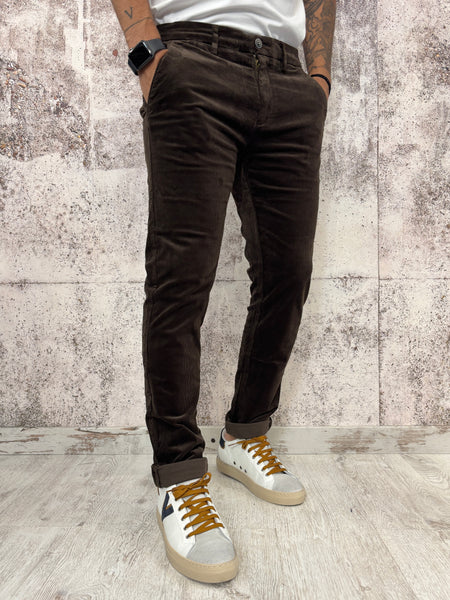 Pantalone chino velluto cioccolato