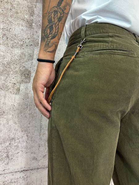 Pantalone verdone velluto costine