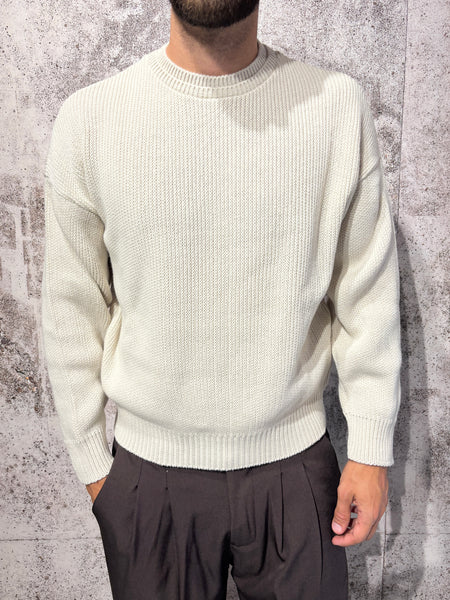 Maglione girocollo beige cropped art. M55