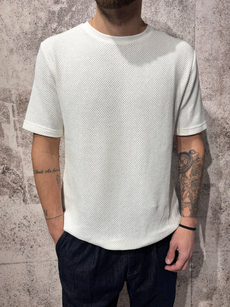 T-Shirt in maglia bianca traforata