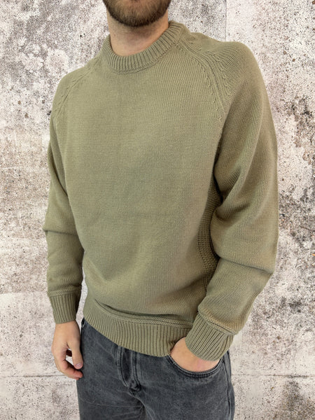 Maglione cammello con toppe in velluto