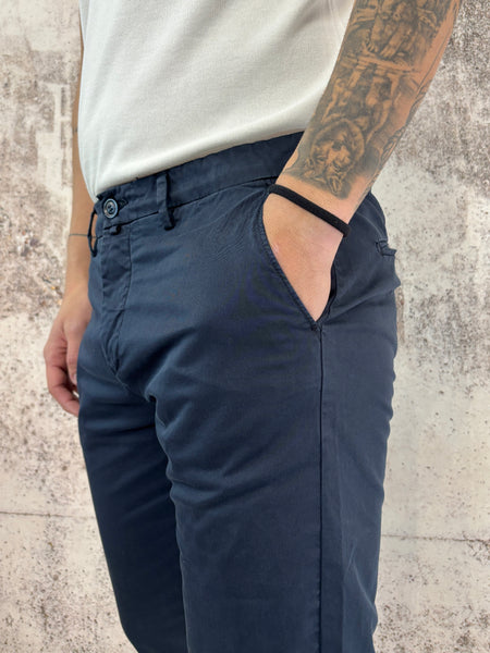 Pantalone chino blu art. Tahoma