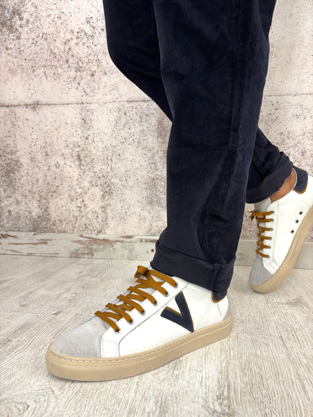 Pantalone chino velluto blu