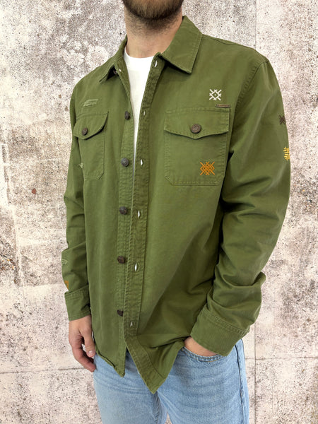 Camicia overshirt militare con ricami