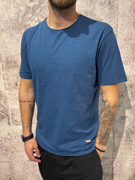 T-Shirt blu fiammata
