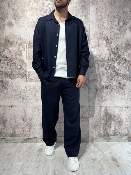 Completo camicia pantalone blu misto lino