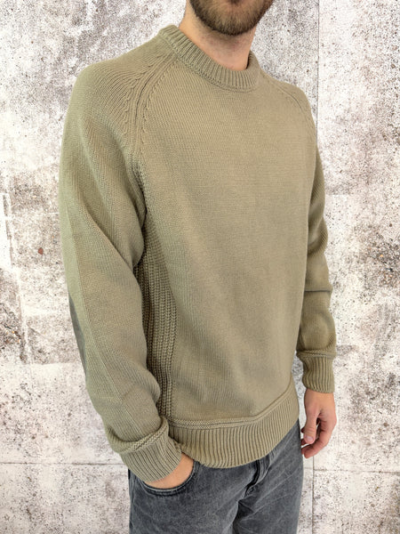 Maglione cammello con toppe in velluto